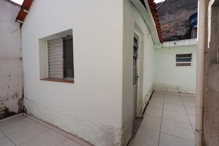 Casa à venda com 200m², 3 quartos e 4 vagas Casa à venda com 200m², 3 quartos e 4 vagasQuintal