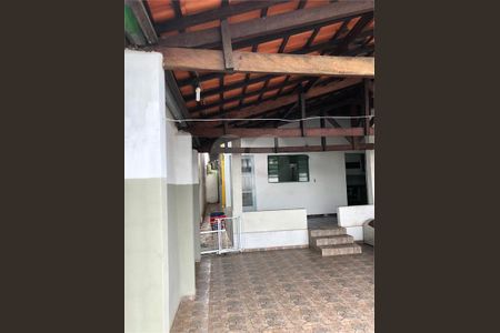 Casa à venda com 120m², 3 quartos e 4 vagas