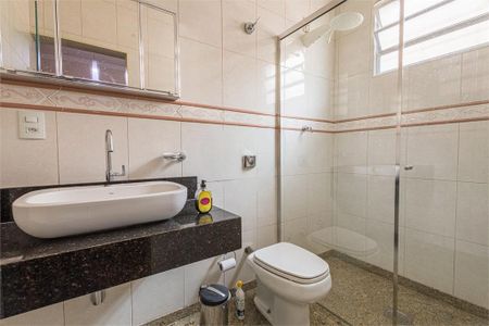 Casa à venda com 130m², 2 quartos e 3 vagas