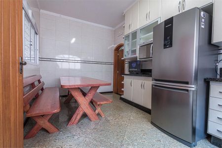 Casa à venda com 130m², 2 quartos e 3 vagas