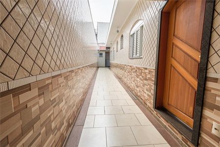 Casa à venda com 130m², 2 quartos e 3 vagas