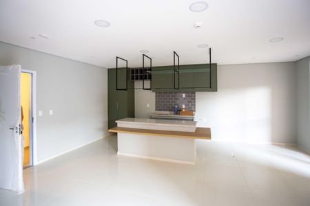 Apartamento à venda com 83m², 3 quartos e 2 vagasChurrasqueira