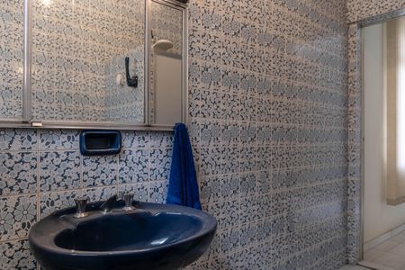 Casa à venda com 173m², 5 quartos e 4 vagas Casa à venda com 173m², 5 quartos e 4 vagasBanheiro da Suíte