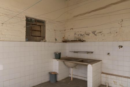 Casa à venda com 173m², 5 quartos e 4 vagas Casa à venda com 173m², 5 quartos e 4 vagasÁrea de Serviço