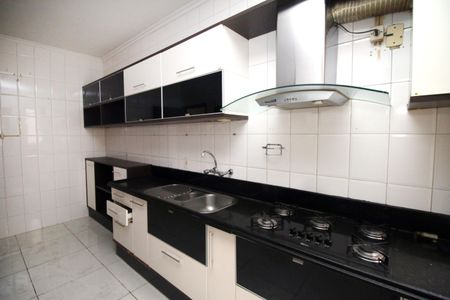 Apartamento à venda com 105m², 2 quartos e 1 vagaCozinha