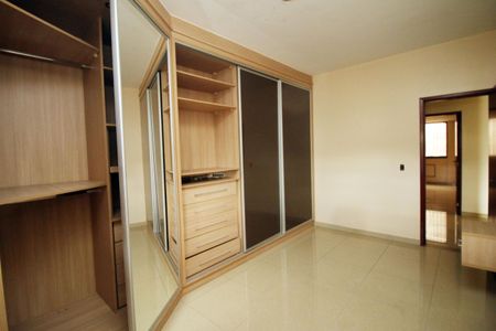 Apartamento à venda com 105m², 2 quartos e 1 vagaQuarto 2