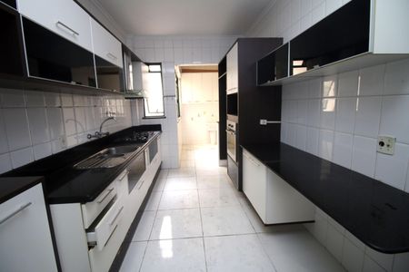 Apartamento à venda com 105m², 2 quartos e 1 vagaCozinha