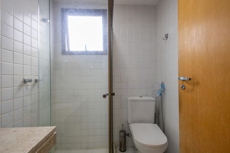 Apartamento à venda com 100m², 3 quartos e 2 vagas Apartamento à venda com 100m², 3 quartos e 2 vagasBanheiro Suite