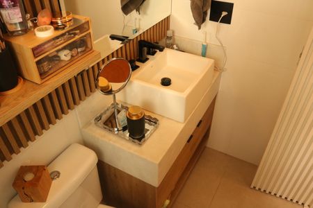 Apartamento à venda com 83m², 3 quartos e 2 vagasBanheiro da Suíte