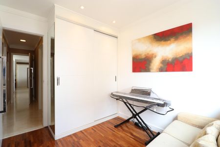 Apartamento à venda com 142m², 3 quartos e 2 vagasSuíte 1