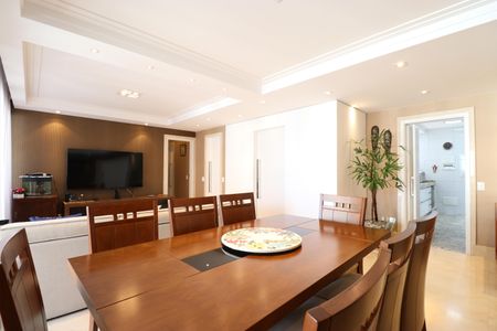 Apartamento à venda com 142m², 3 quartos e 2 vagasSala