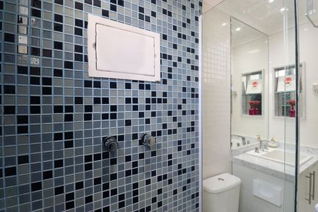 Apartamento à venda com 142m², 3 quartos e 2 vagasBanheiro da Suíte 1