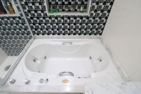 Apartamento à venda com 142m², 3 quartos e 2 vagasBanheiro da Suíte 2