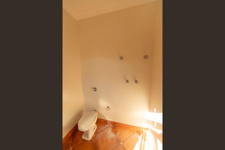 Casa de condomínio para alugar com 750m², 6 quartos e 4 vagasBanheiro /Suíte 1