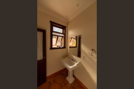 Casa de condomínio para alugar com 750m², 6 quartos e 4 vagasLavanderia