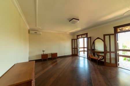 Casa de condomínio para alugar com 750m², 6 quartos e 4 vagasSuíte 1