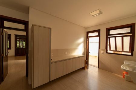 Casa de condomínio para alugar com 750m², 6 quartos e 4 vagasCozinha