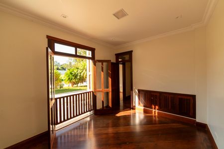 Casa de condomínio para alugar com 750m², 6 quartos e 4 vagasSuíte 1