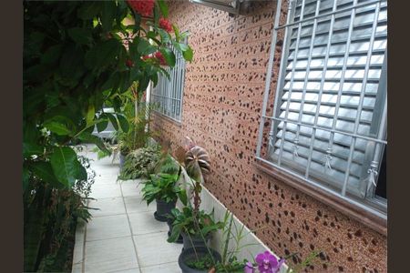 Casa à venda com 100m², 3 quartos e 3 vagas