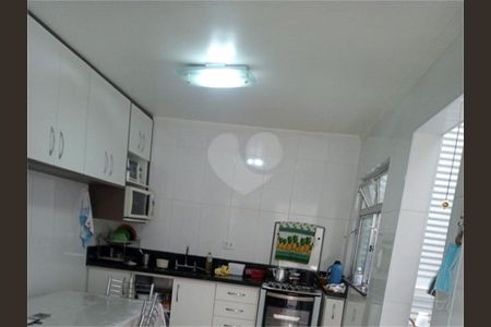 Casa à venda com 100m², 3 quartos e 3 vagas