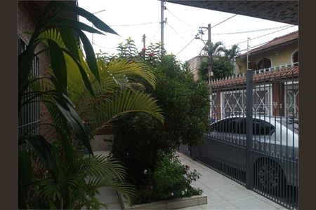 Casa à venda com 100m², 3 quartos e 3 vagas