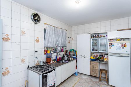 Casa à venda com 130m², 2 quartos e 3 vagas Casa à venda com 130m², 2 quartos e 3 vagasCozinha