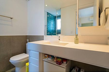 Apartamento à venda com 235m², 3 quartos e 4 vagas Apartamento à venda com 235m², 3 quartos e 4 vagasFoto 25