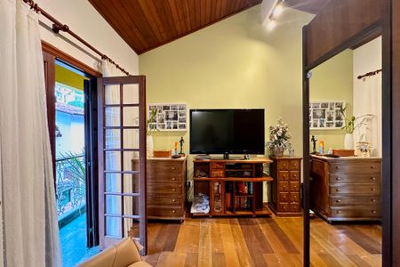 Casa de condomínio à venda com 297m², 4 quartos e 1 vaga Casa de condomínio à venda com 297m², 4 quartos e 1 vagaSuíte