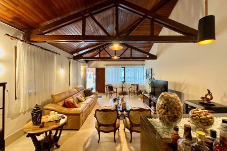Casa de condomínio à venda com 297m², 4 quartos e 1 vaga Casa de condomínio à venda com 297m², 4 quartos e 1 vagaSala