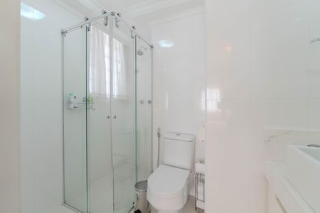 Apartamento à venda com 186m², 3 quartos e 2 vagas Apartamento à venda com 186m², 3 quartos e 2 vagasBanheiro da Suíte 1