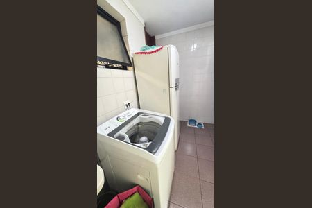 Apartamento à venda com 107m², 3 quartos e 2 vagas Apartamento à venda com 107m², 3 quartos e 2 vagasÁrea de Serviço