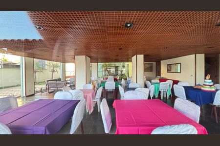 Apartamento à venda com 107m², 3 quartos e 2 vagas Apartamento à venda com 107m², 3 quartos e 2 vagasÁrea Comum - Salão de Festas