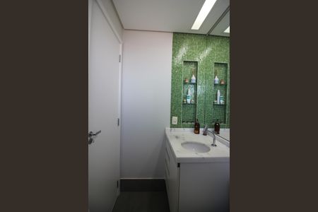 Apartamento à venda com 91m², 2 quartos e 2 vagasSuíte 2 Banheiro