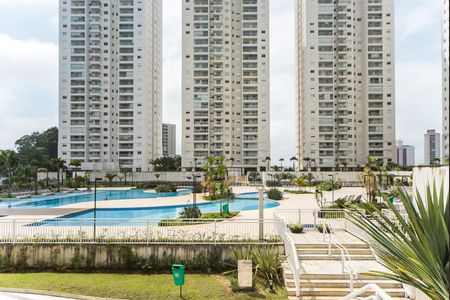 Apartamento à venda com 91m², 2 quartos e 2 vagas Apartamento à venda com 91m², 2 quartos e 2 vagasÁrea comum - Piscina