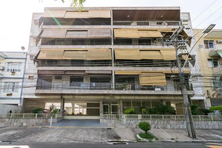 Apartamento à venda com 116m², 3 quartos e 1 vagaFachada