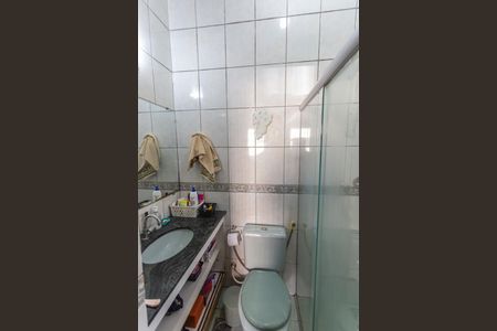 Casa à venda com 172m², 3 quartos e 2 vagasBanheiro da Suíte