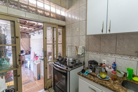 Casa à venda com 172m², 3 quartos e 2 vagasCozinha