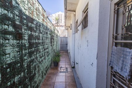 Casa à venda com 172m², 3 quartos e 2 vagasEntrada Lateral