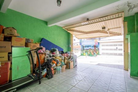 Casa à venda com 125m², 2 quartos e 2 vagas Casa à venda com 125m², 2 quartos e 2 vagasGaragem