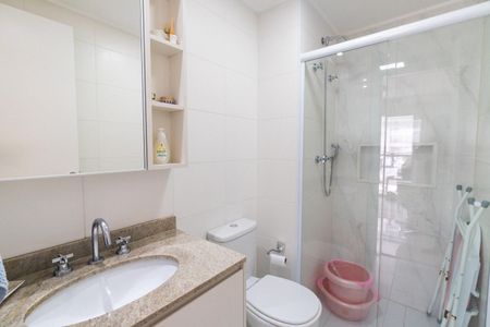 Apartamento à venda com 80m², 2 quartos e 1 vaga Apartamento à venda com 80m², 2 quartos e 1 vagaBanheiro Social