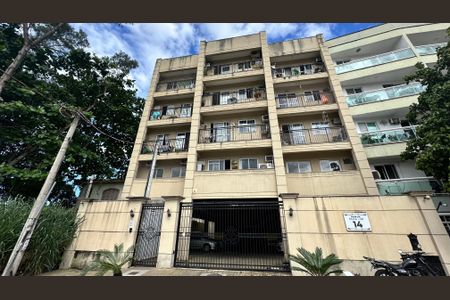Apartamento para alugar com 40m², 2 quartos e 1 vaga Apartamento para alugar com 40m², 2 quartos e 1 vagaFachada