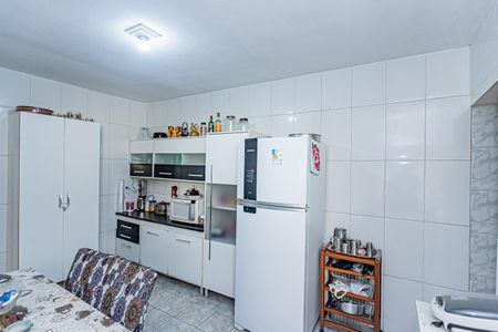 Casa à venda com 240m², 4 quartos e 3 vagas Casa à venda com 240m², 4 quartos e 3 vagasCozinha