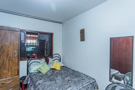 Casa à venda com 240m², 4 quartos e 3 vagas Casa à venda com 240m², 4 quartos e 3 vagasQuarto 1