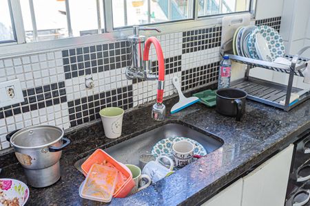 Casa à venda com 240m², 4 quartos e 3 vagas Casa à venda com 240m², 4 quartos e 3 vagasCozinha