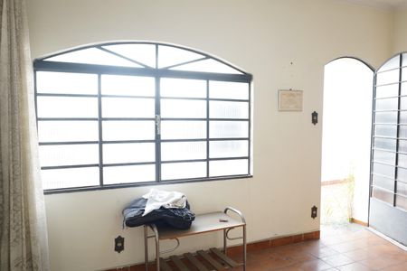 Casa à venda com 280m², 5 quartos e 3 vagasEdícula 