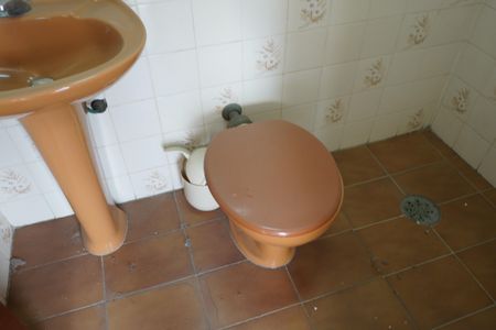 Casa à venda com 280m², 5 quartos e 3 vagasBanheiro de Serviço