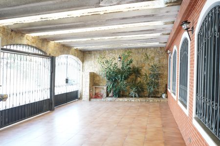 Casa à venda com 280m², 5 quartos e 3 vagasGaragem