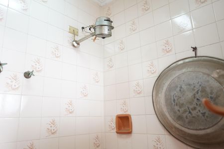 Casa à venda com 280m², 5 quartos e 3 vagasBanheiro de Serviço