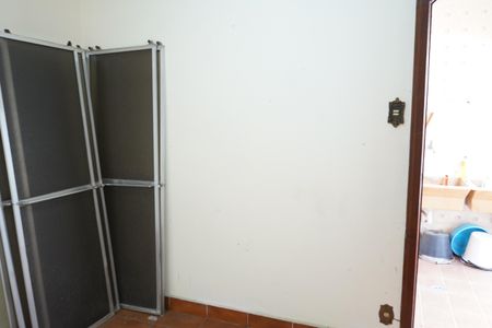 Casa à venda com 280m², 5 quartos e 3 vagasQuarto de Serviço