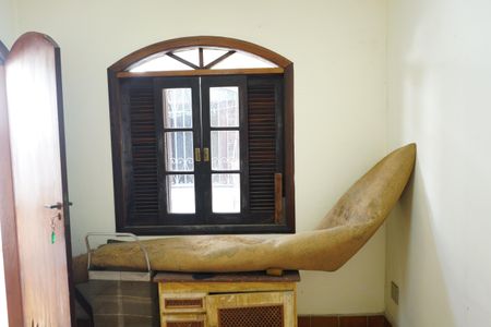 Casa à venda com 280m², 5 quartos e 3 vagasQuarto de Serviço